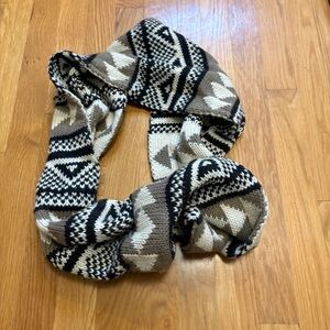 LOOK Acrylic Geometric Print Infinity Scarf Boho Hipster Whimsical One Size